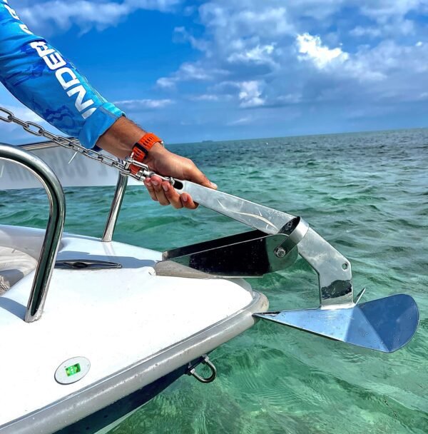 Self Launching Anchor Roller